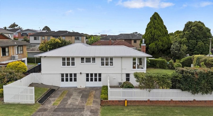  at 2 Stamford Park Road, Mount Roskill, Auckland City, Auckland