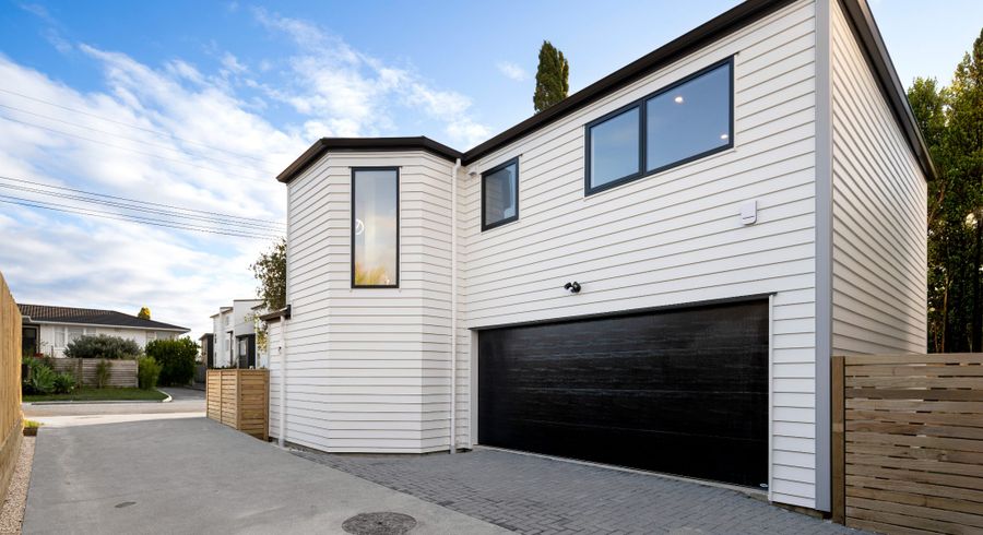  at 8A,B,C,D Deuxberry Avenue, Northcote, North Shore City, Auckland