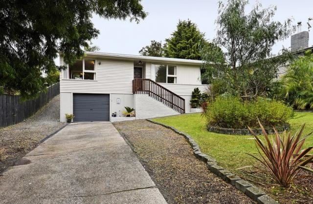  at 31  Patts Avenue, Glendene, Waitakere City, Auckland