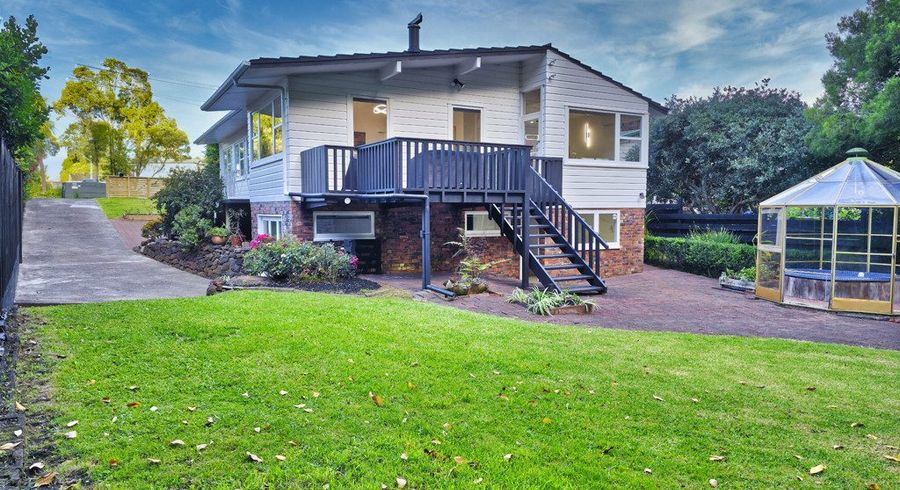  at 11 Hillcrest Grove, Hill Park, Manukau City, Auckland