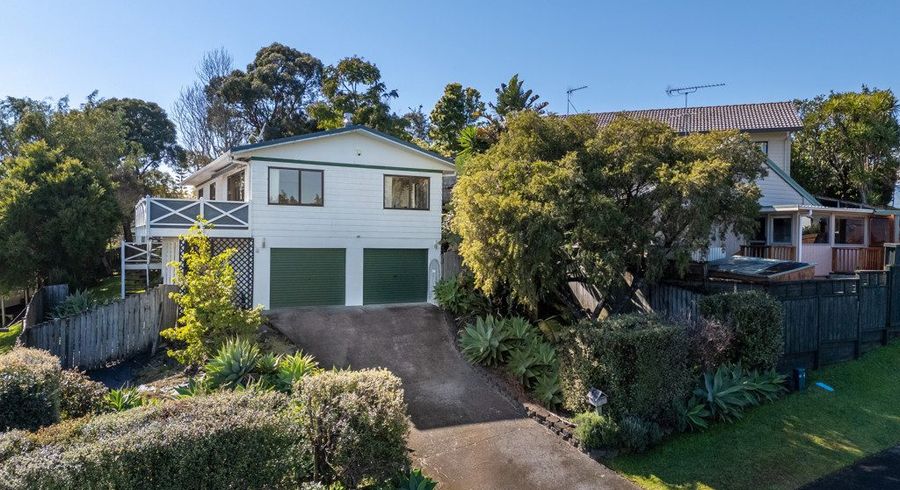  at 15 Anne McLean Drive, Bayview, North Shore City, Auckland