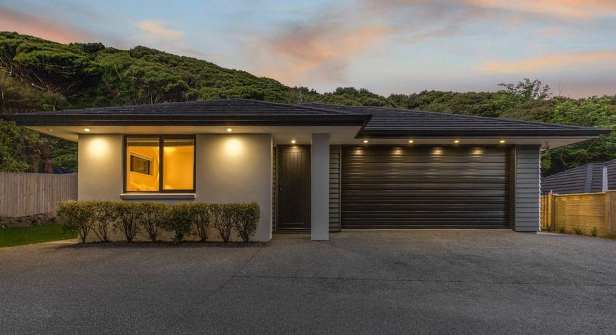  at 38 Mooring Close, Whitby, Porirua, Wellington