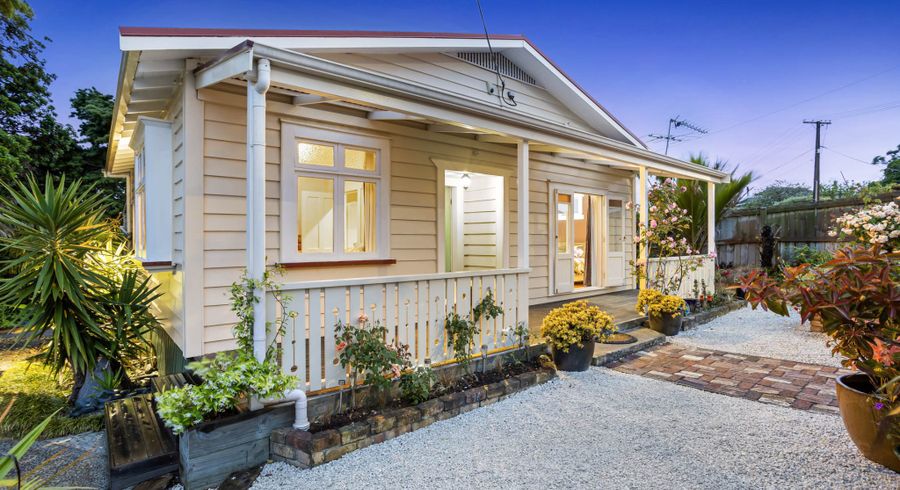  at 40 Rangatira Road, Birkenhead, Auckland