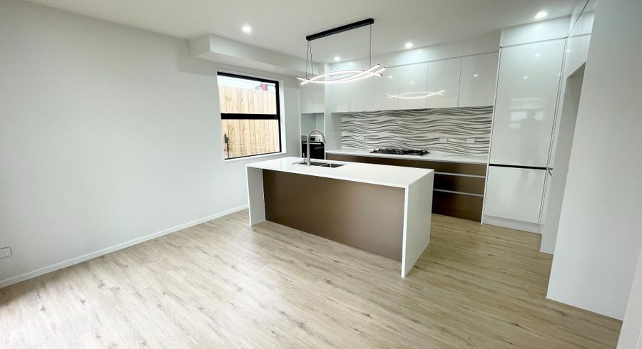  at 44A Godley Road, Green Bay, Waitakere City, Auckland