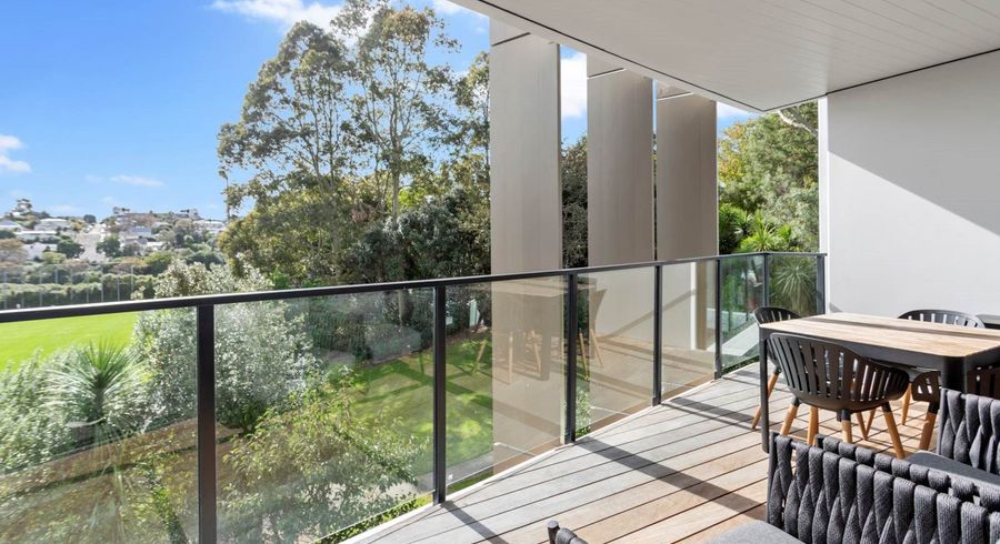  at 204/8 Kingsland Terrace, Kingsland, Auckland