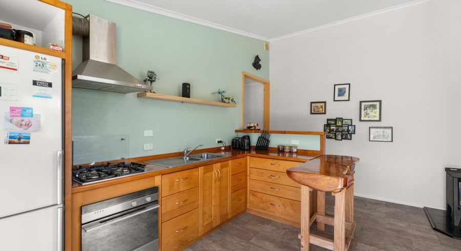  at 184 Kahukura Avenue, Waitarere Beach, Horowhenua, Manawatu / Whanganui