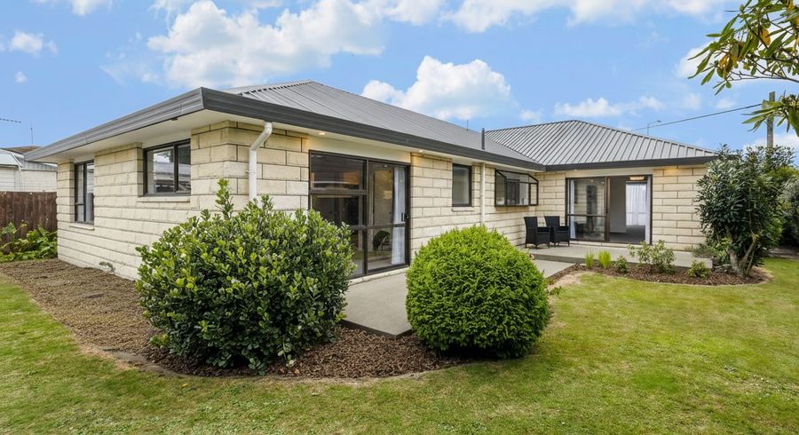  at 121 Prestons Road, Redwood, Christchurch