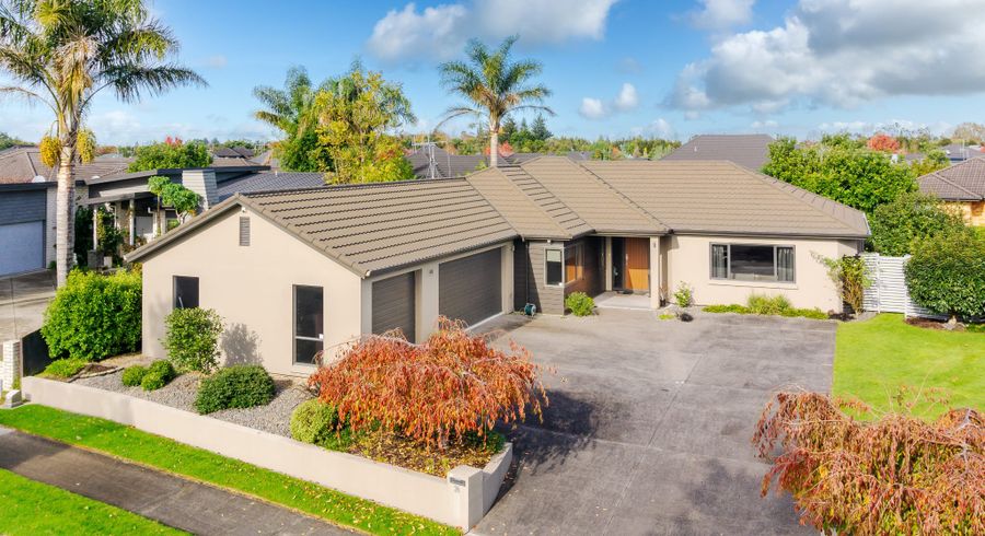  at 26 Darjon Drive, Huntington, Hamilton