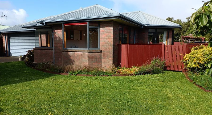  at 8 Archer Place, Carters Beach, Westport
