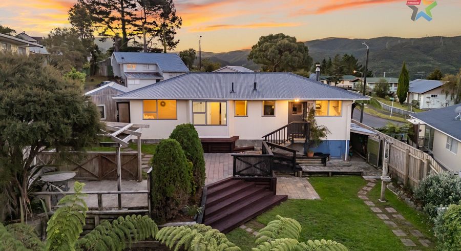  at 127 Holborn Drive, Stokes Valley, Lower Hutt, Wellington