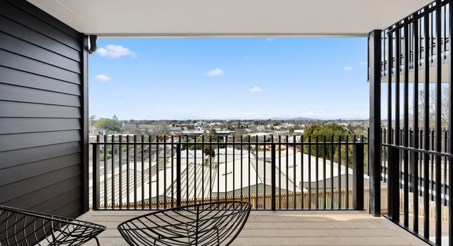  at 4/12 Ruakiwi Road, Hamilton Lake, Hamilton, Waikato