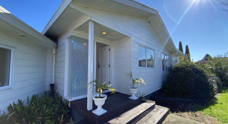  at 60 De Quincey Terrace, Highland Park, Manukau City, Auckland