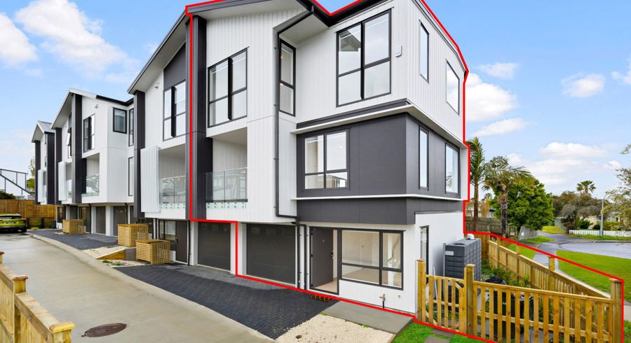  at LOT 1, 24 Tomintoul Place, Highland Park, Manukau City, Auckland