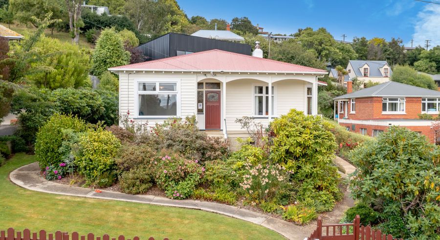  at 14 Shandon Street, Roseneath, Dunedin