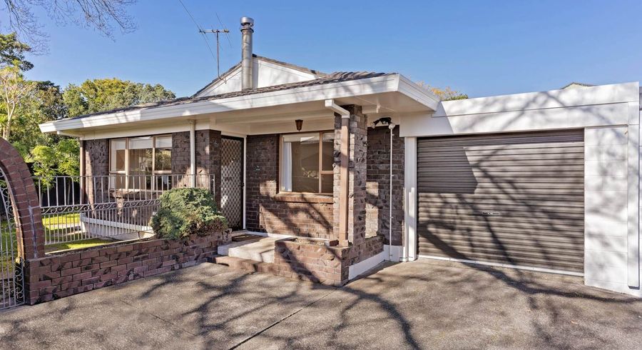  at 2/35 Miltonia Avenue, Te Atatu South, Waitakere City, Auckland
