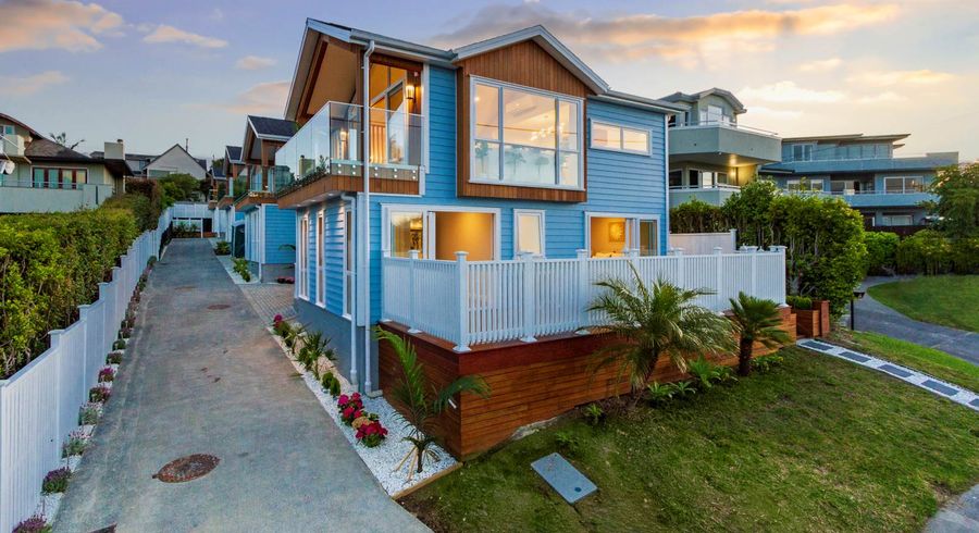  at 7A Garadice Road, Rothesay Bay, Auckland