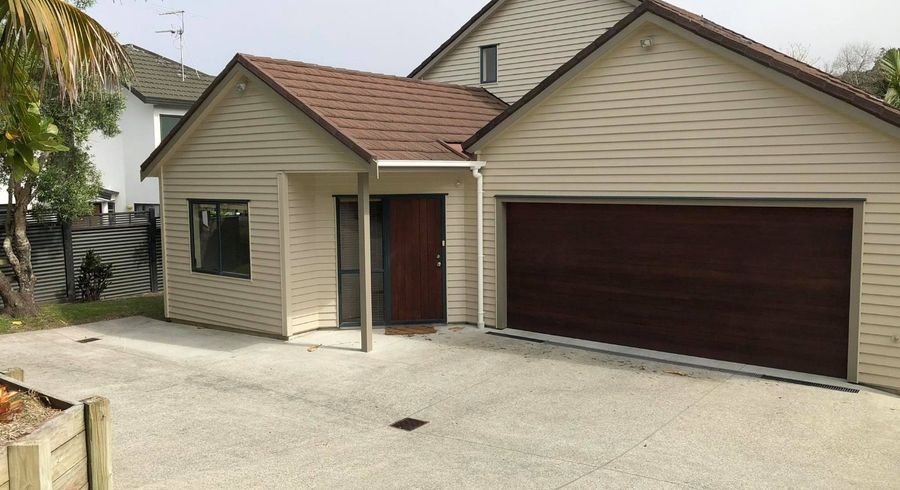  at 2/13 Havelock Avenue, Forrest Hill, North Shore City, Auckland