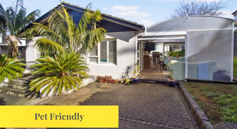  at 72 Whitford Road, Botany Downs, Manukau City, Auckland