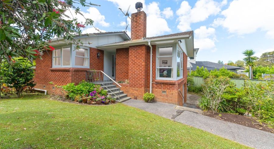  at 57 Castleford Street, Green Bay, Waitakere City, Auckland