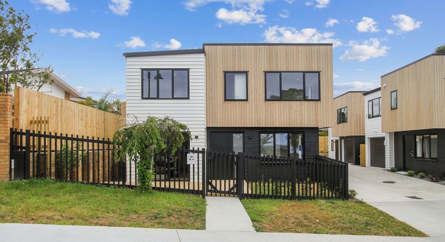  at Lot 1-4/32 Vermeer Place, West Harbour, Waitakere City, Auckland