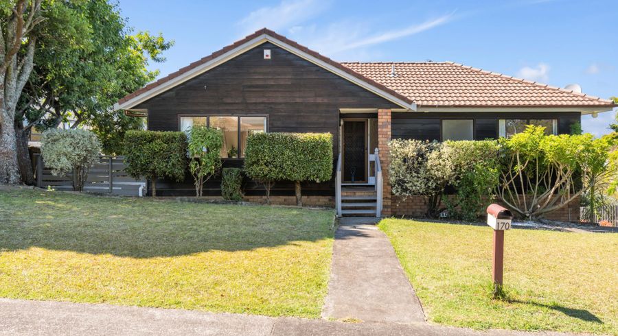  at 170 Norman Lesser Drive, Saint Johns, Auckland