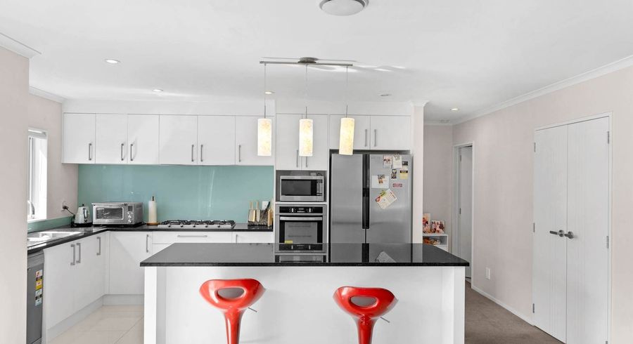 at 5 Evelina Lane, Flat Bush, Manukau City, Auckland