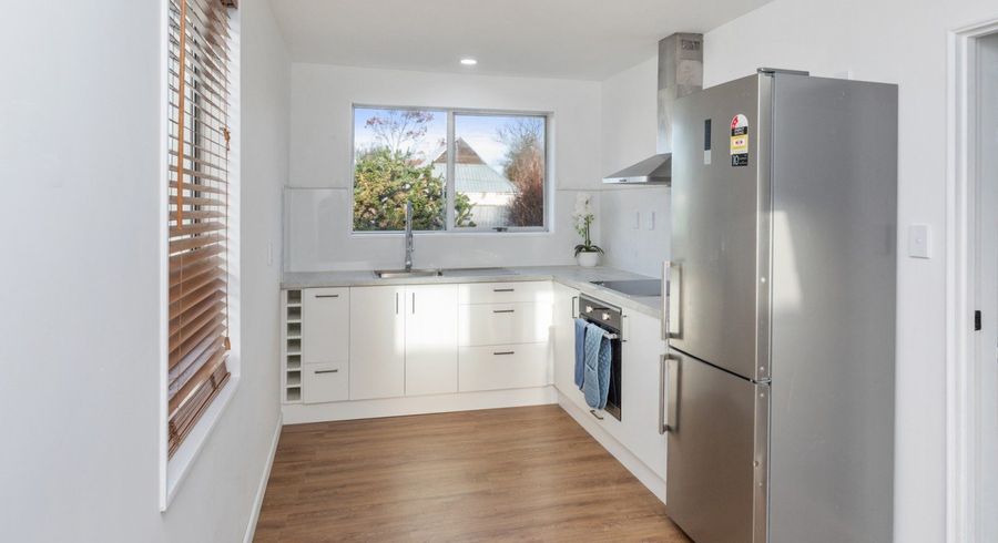  at 2/136 Wainoni Road, Avondale, Christchurch