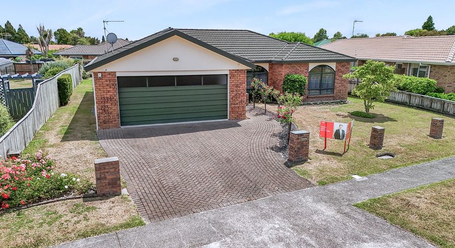  at 56 Spinnaker Drive, Flagstaff, Hamilton