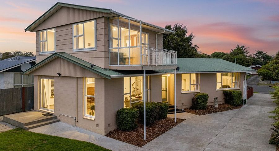  at 6 Birdling Place, Halswell, Christchurch City, Canterbury