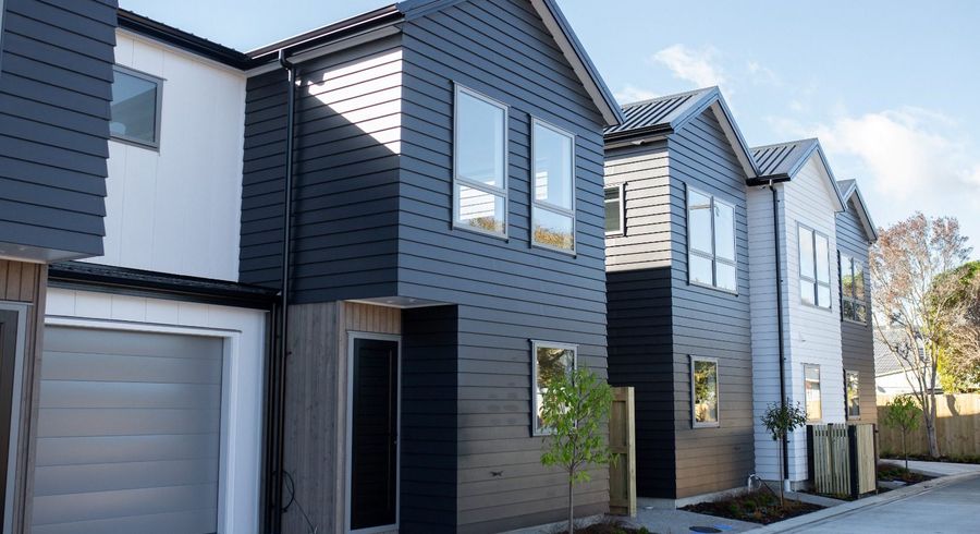  at 4/10 Marion Street, Silverstream, Upper Hutt, Wellington