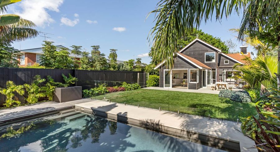  at 337A Riddell Road, Glendowie, Auckland