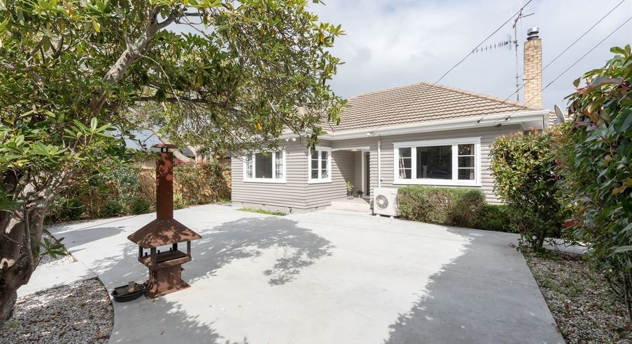  at 71 Dey Street, Hamilton East, Hamilton