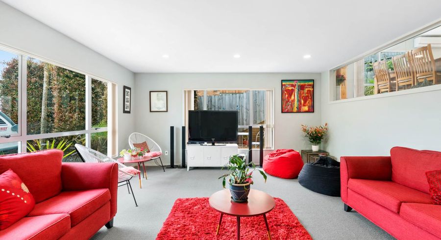  at 36 Leafield Crescent, Henderson, Auckland