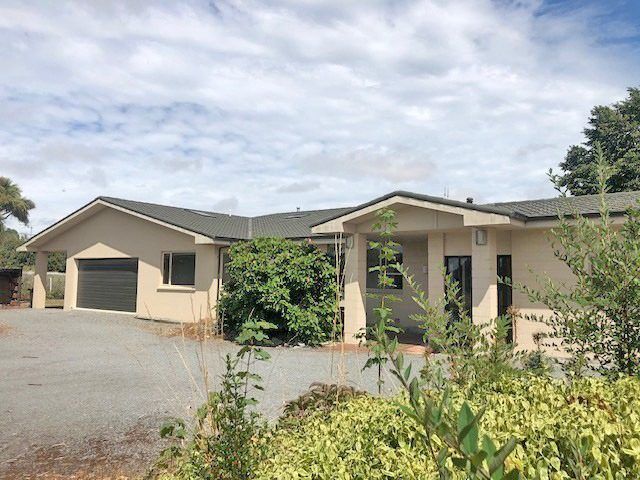 at 32 Hamptons Road, Christchurch