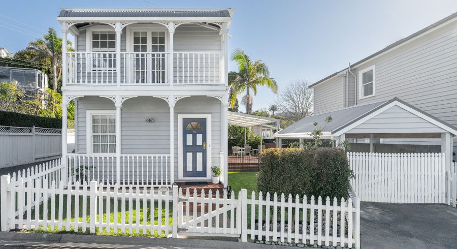  at 14 Beach Road, Northcote Point, North Shore City, Auckland