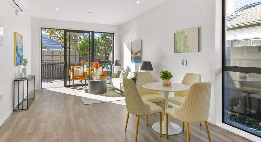  at 22 Great South Road, Papatoetoe, Manukau City, Auckland