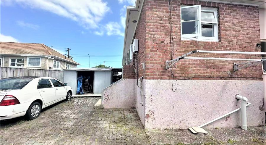  at 1340 Dominion Road, Mount Roskill, Auckland City, Auckland