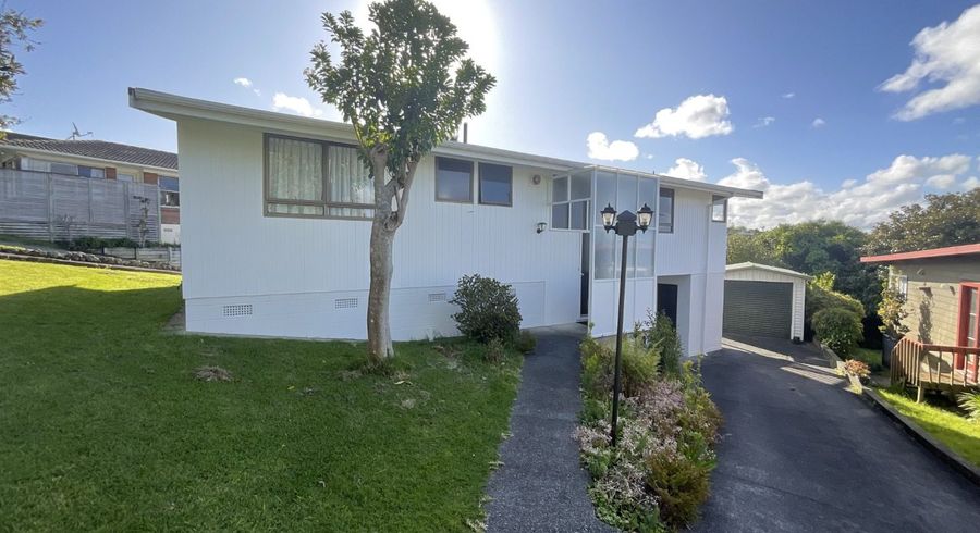  at 75 Alton Ave, Hillcrest, North Shore City, Auckland