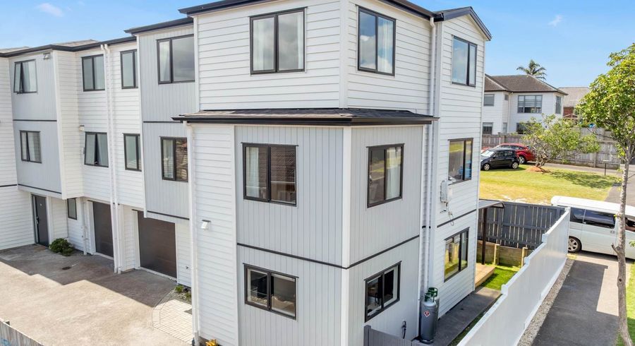  at 7 Waite Avenue, Mount Roskill, Auckland City, Auckland