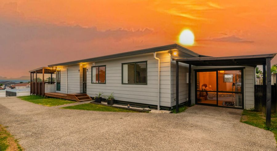  at 2/43 Templeton Place, Clendon Park, Manukau City, Auckland