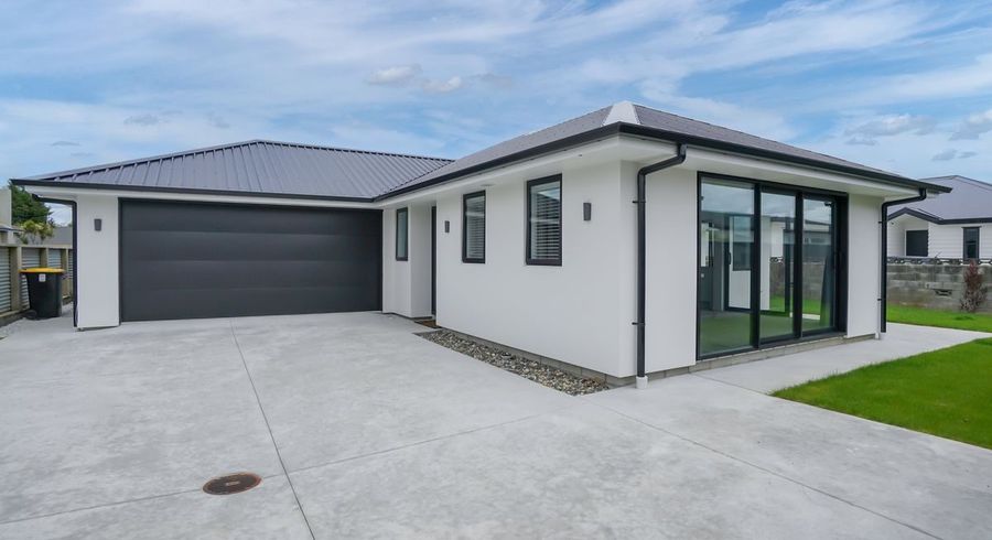  at 27 Renfrew Street, WAIKIWI, INVERCARGILL