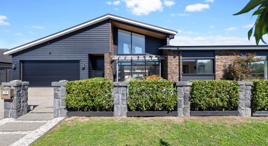  at 16 Brumbie Way, Karaka, Papakura