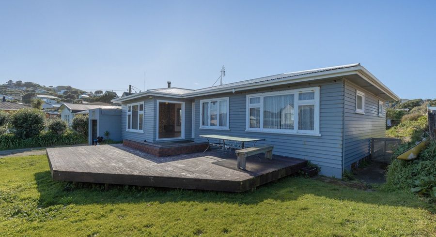  at 8 Lambley Road, Titahi Bay, Porirua, Wellington