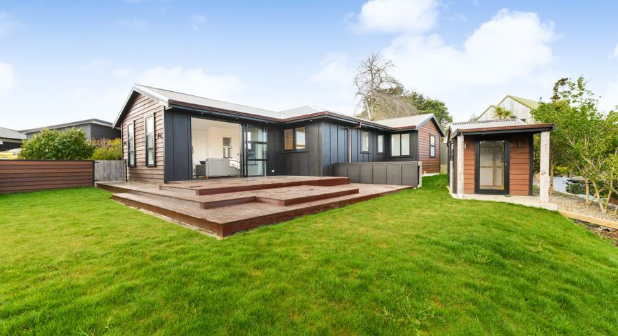  at 2 Waimarama Court, Roslyn, Palmerston North