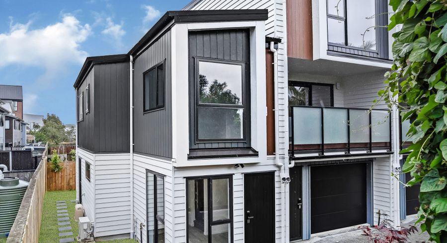  at 1,7,8,9/13 Keeling Road, Henderson, Waitakere City, Auckland