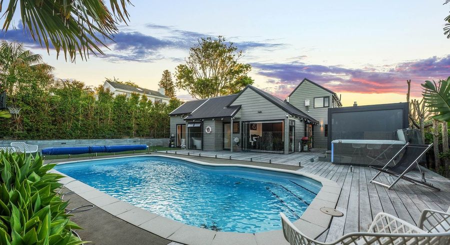  at 9 Quebec Road, Milford, North Shore City, Auckland