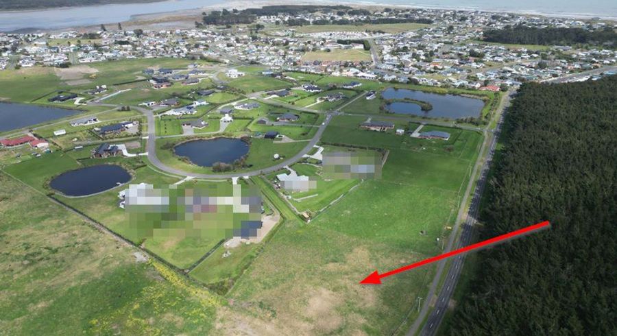  at 11 Carex Grove, Foxton Beach, Foxton