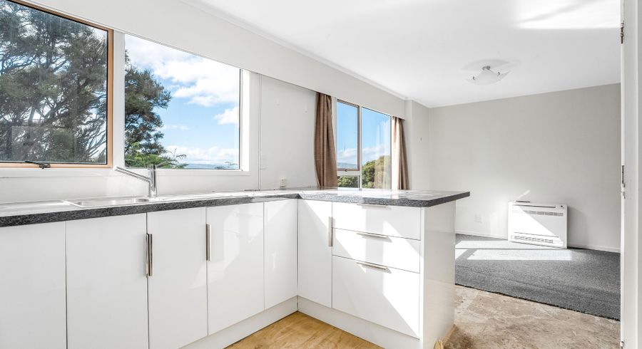  at 24C The Track, Plimmerton, Porirua, Wellington