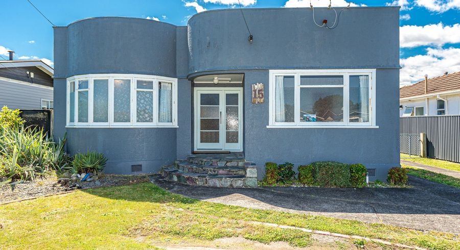  at 15 Hakeke Street, Whanganui East, Whanganui, Manawatu / Whanganui