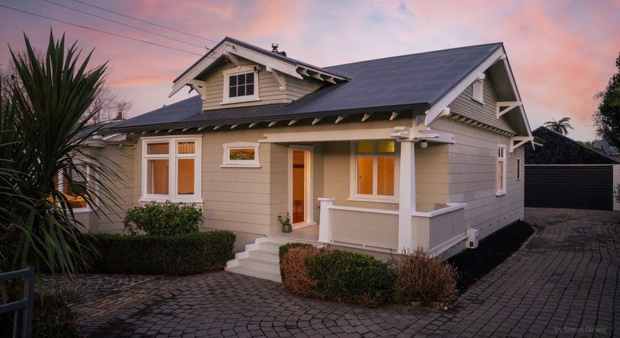  at 10 Thames Street, Claudelands, Hamilton, Waikato